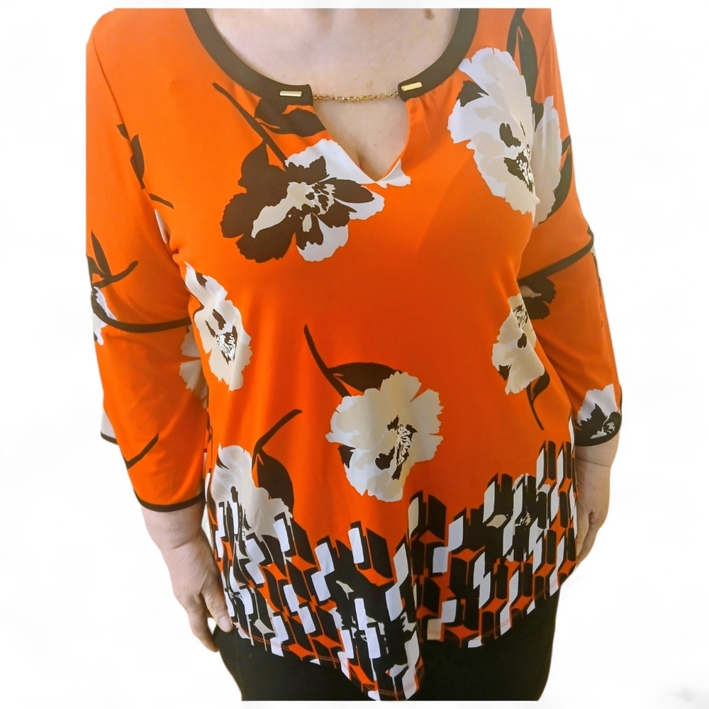 Authentic Calvin Klein plus-size tunic top in Size 2XL (20W–22W).